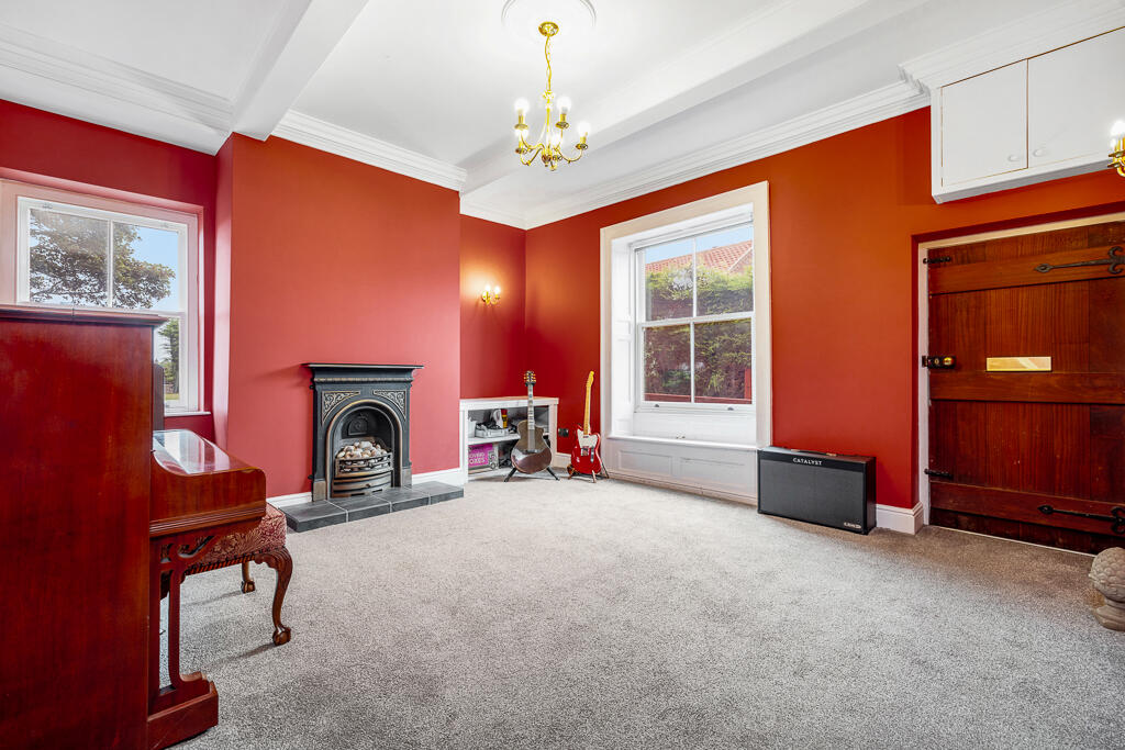 House in Peterborough - View 4