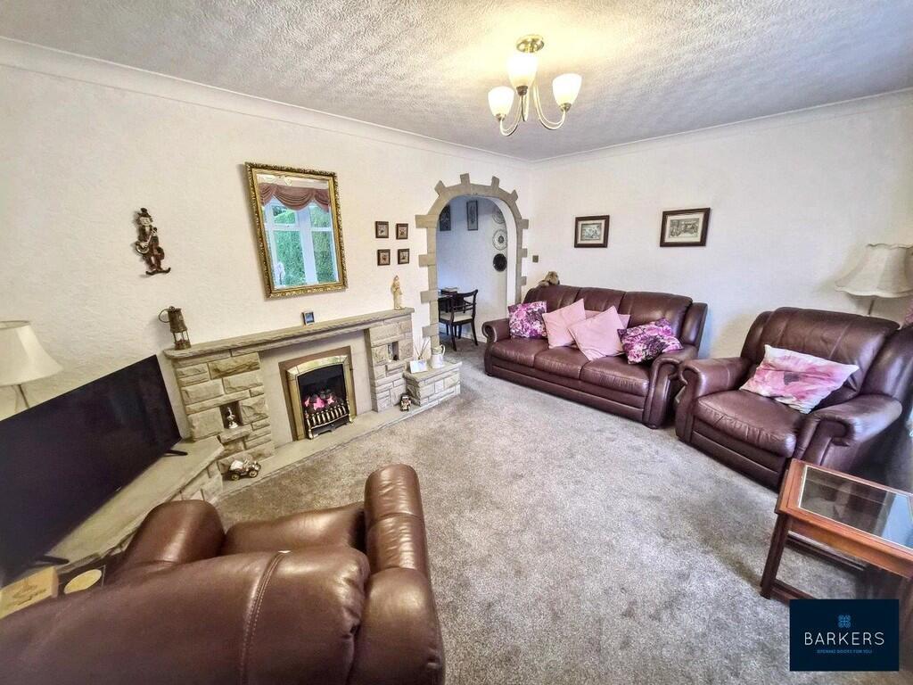 County Close, Batley photo 4