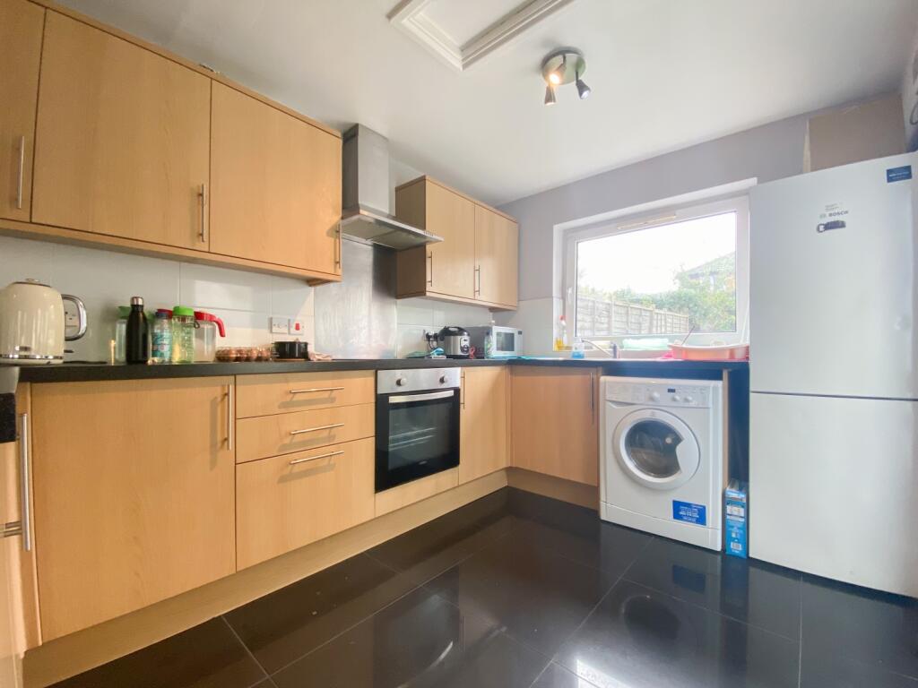 House in Cardiff, Maindy, Cathays - View 3