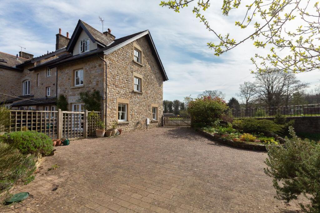 Main image of property: Bridge Cottage, Wennington