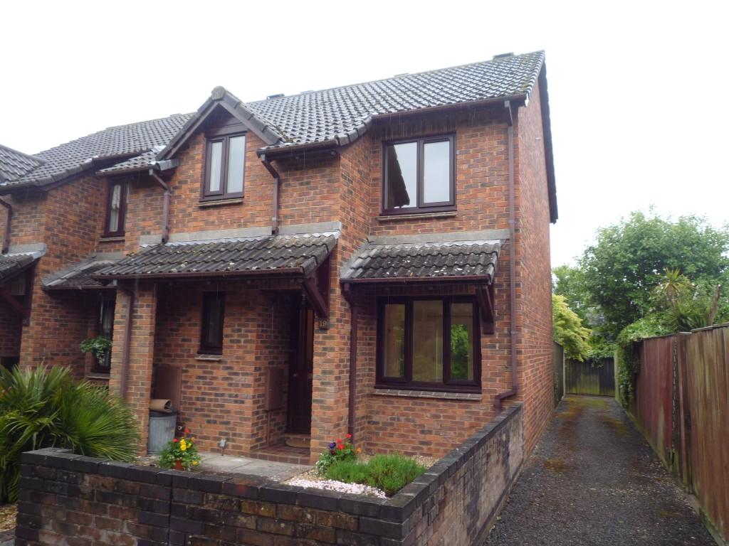 Main image of property: Redwood Close,Lymington,SO41