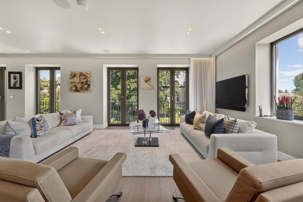 Apartment in London - View 5