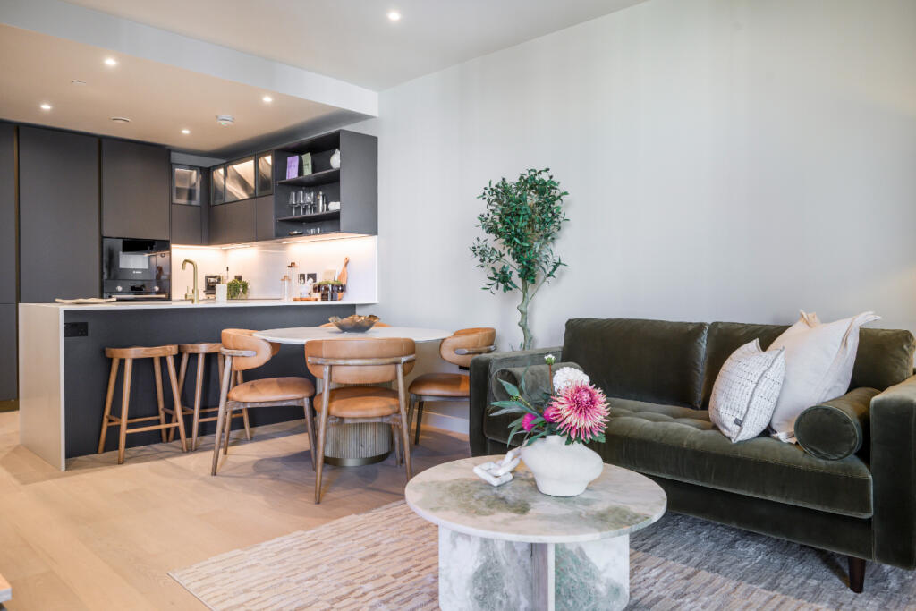 1-bed flat on The HiLight, Battersea, London, SW11, £665,000