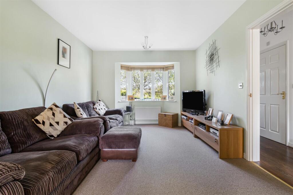 Masons Close, Haverhill - View 2