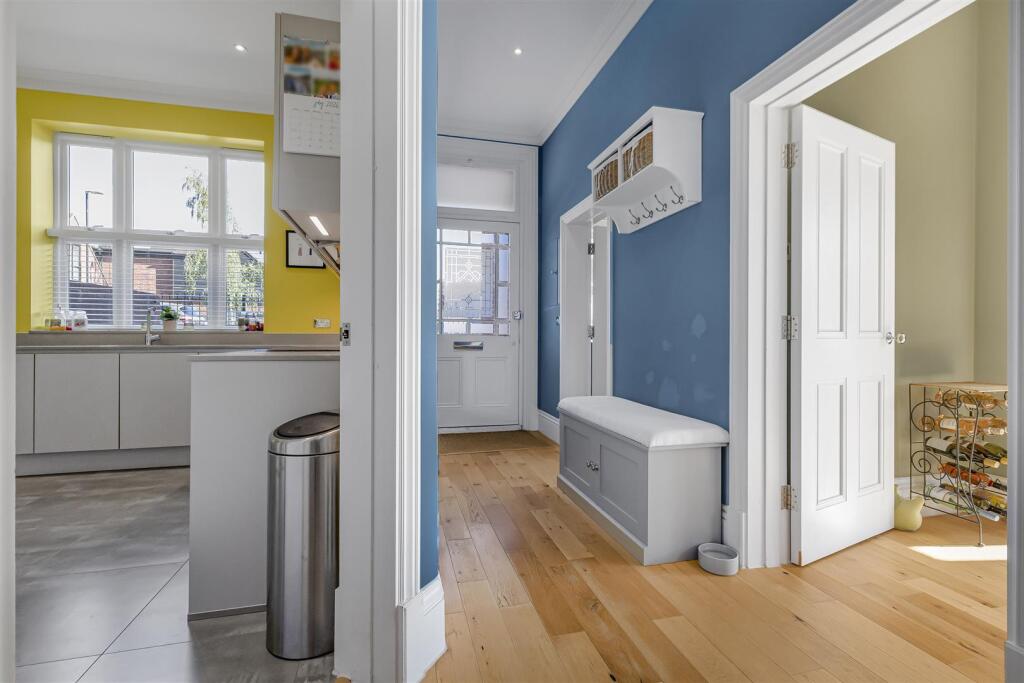 House in Sevenoaks - More