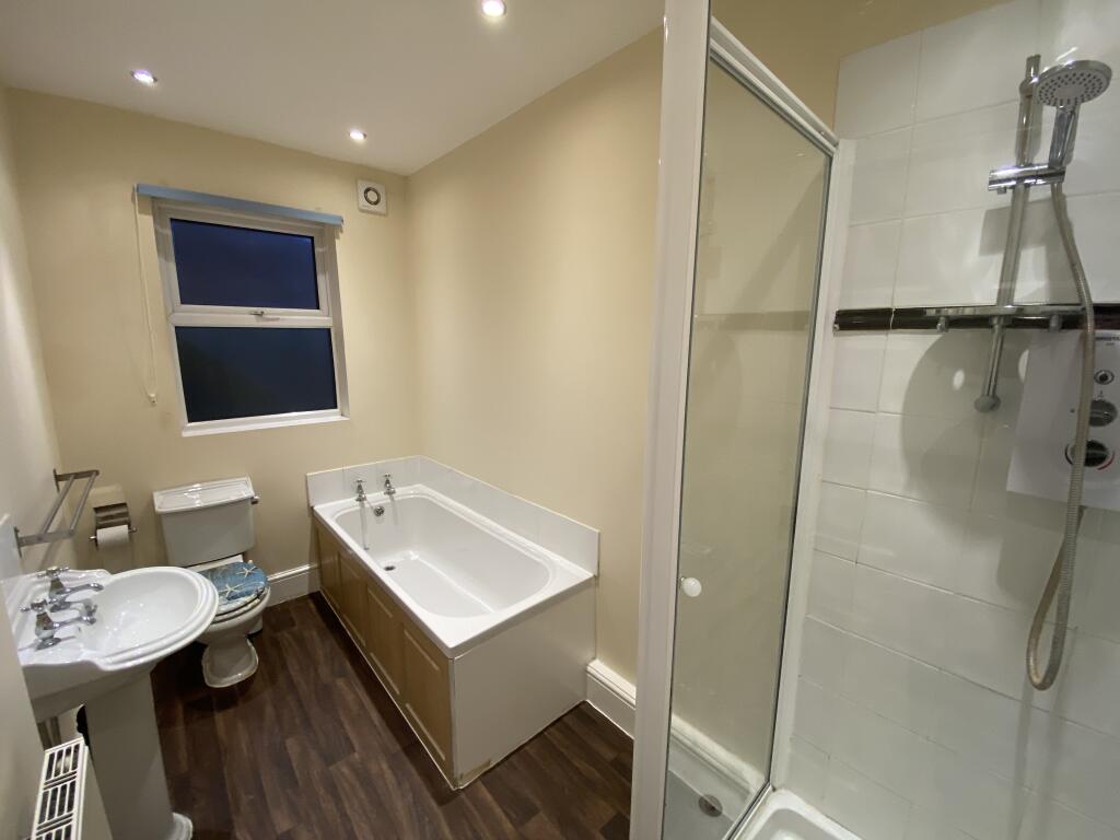 Apartment in Nottingham - View 3