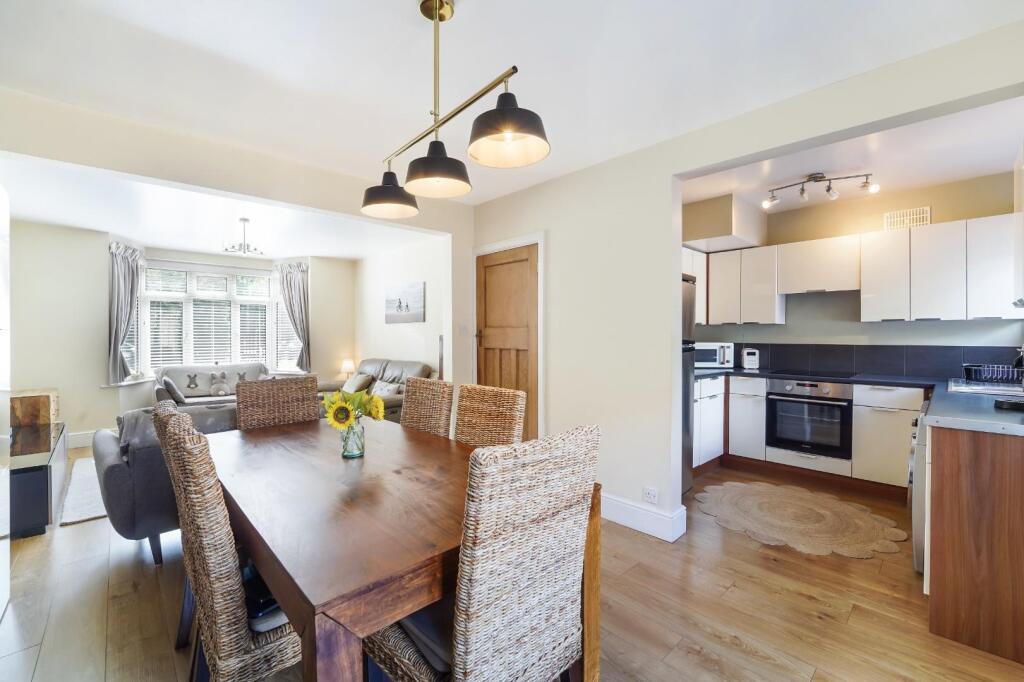 House in Kingston upon Thames - View 2