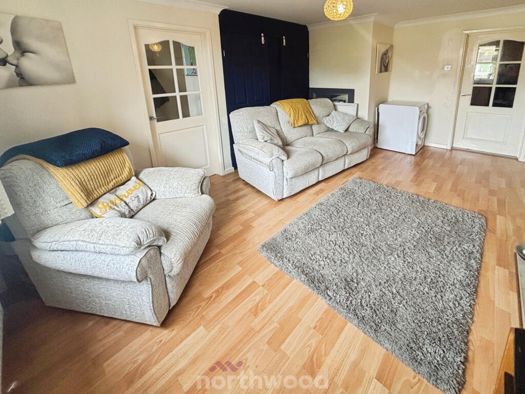 House in Doncaster, Hatfield - View 5