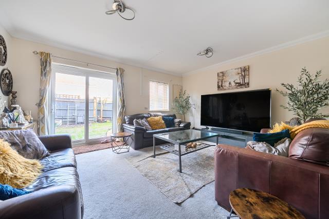 House in Thatcham, West Berkshire - View 4