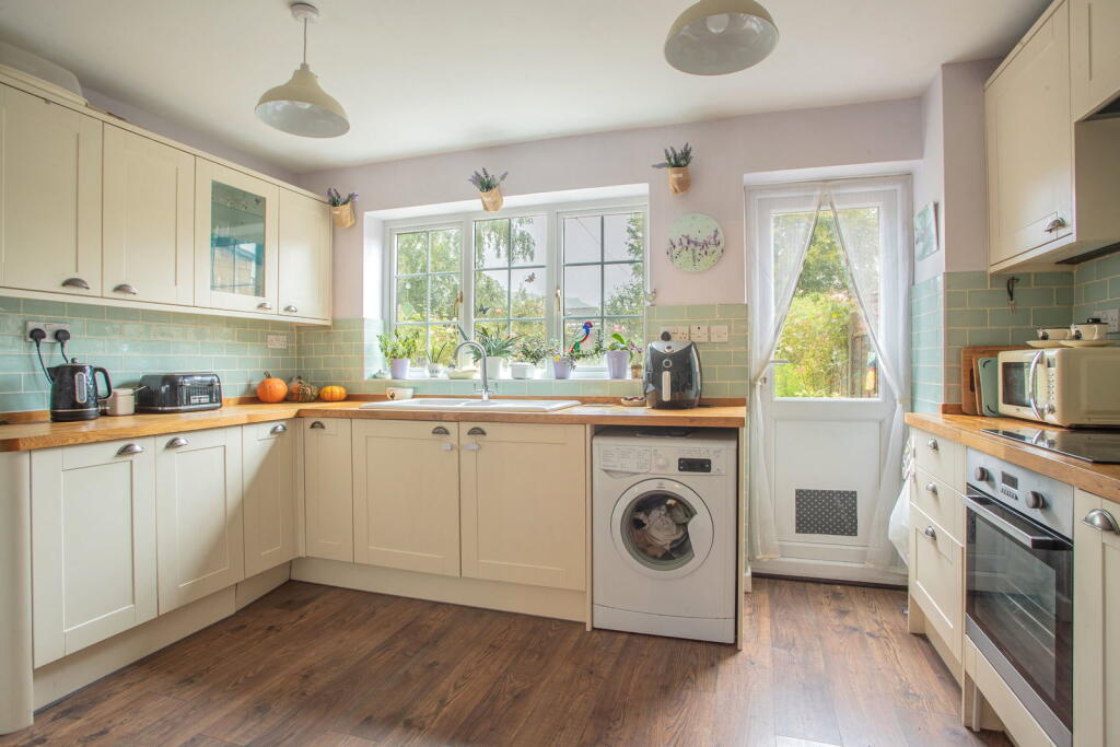 House in Wotton-under-Edge - View 4