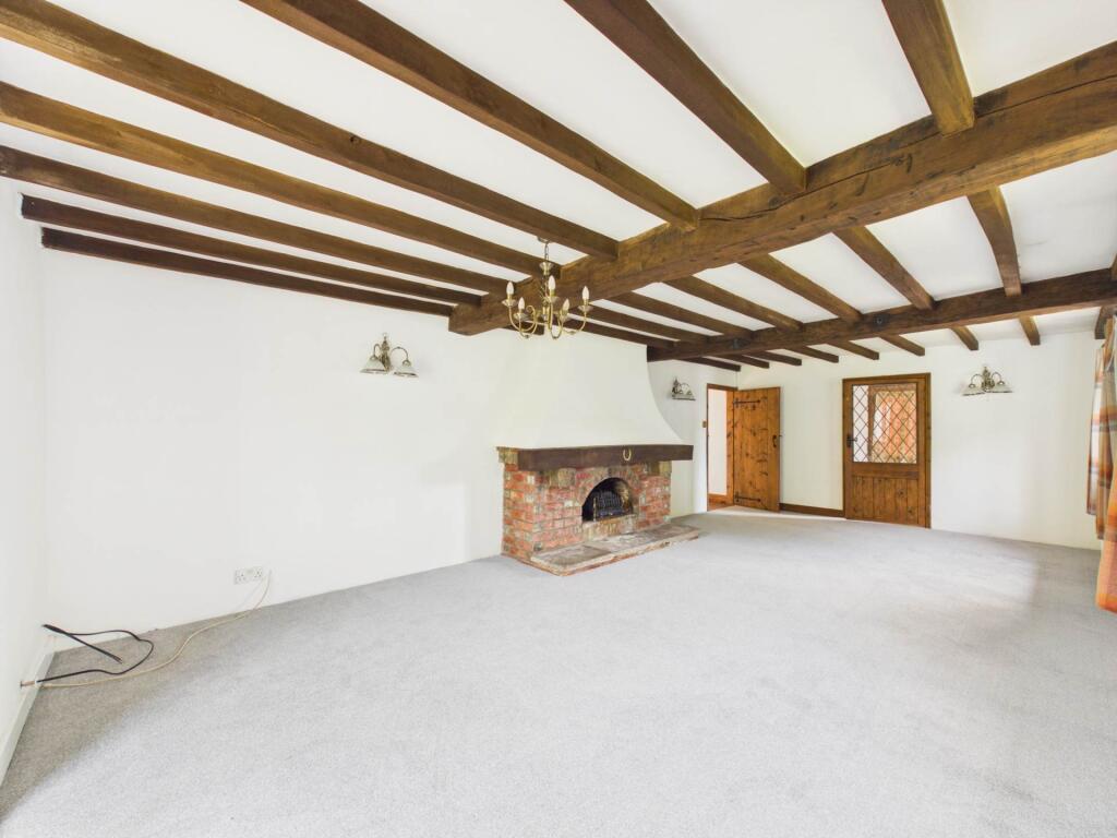 House in Redhill - More