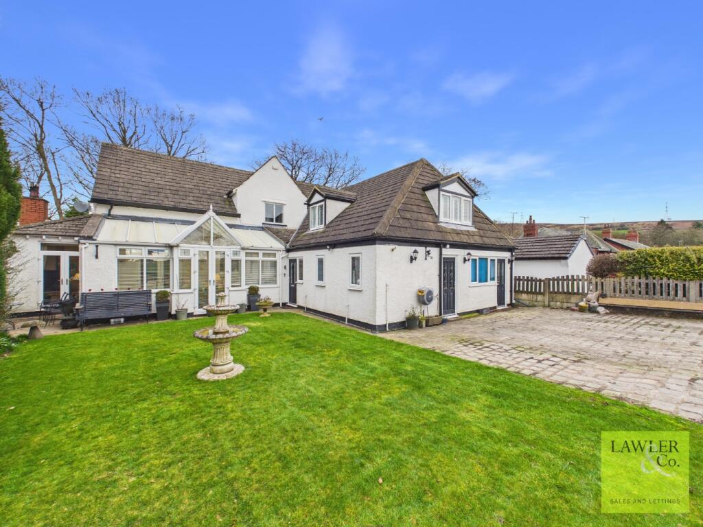 Main image of property: The Cottage, Mottram Road, Stalybridge, Greater Manchester, SK15 2RY