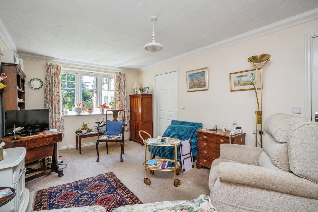 New Brighton Road, Emsworth, Hampshire, PO10 - View 3