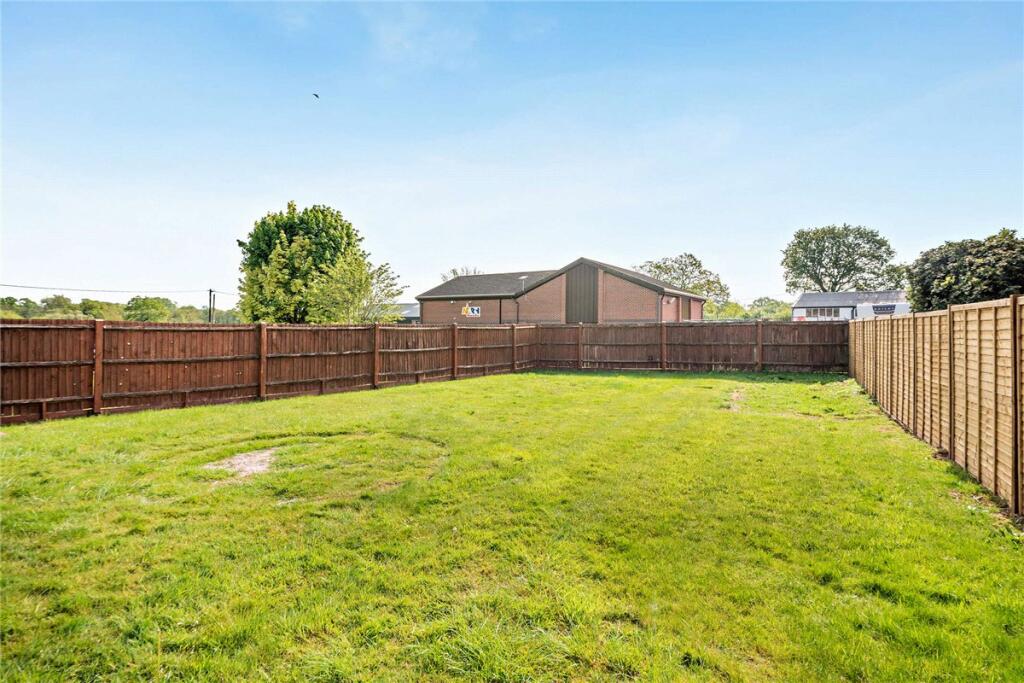House in Basingstoke and Deane, East Woodhay - More