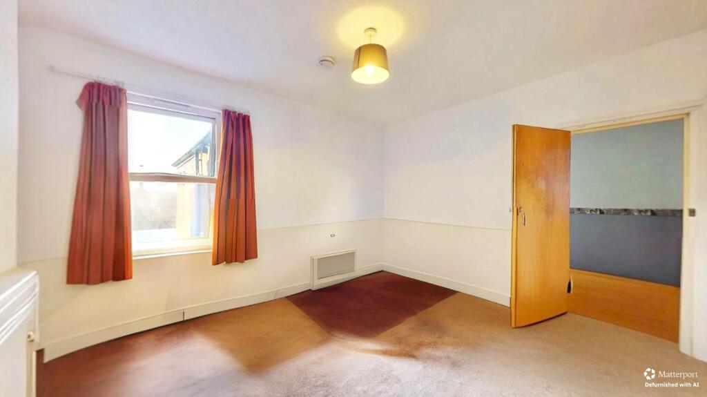 House in Croydon, Addiscombe - View 2