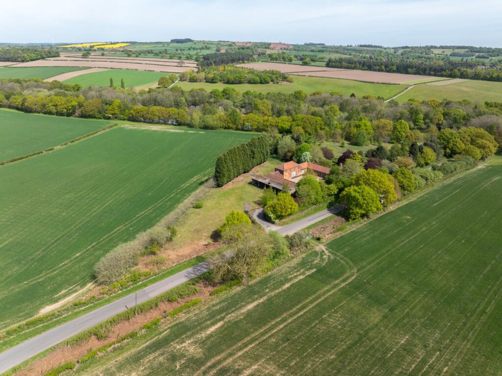 Main image of property: Calverton, Nottinghamshire