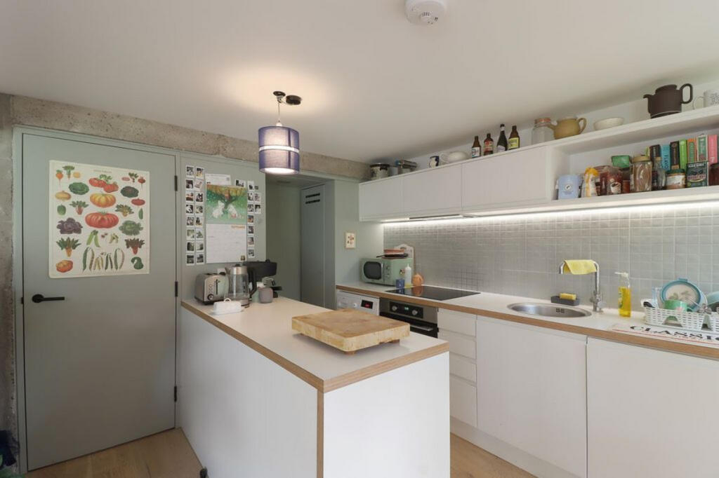 Apartment in Sheffield - View 5
