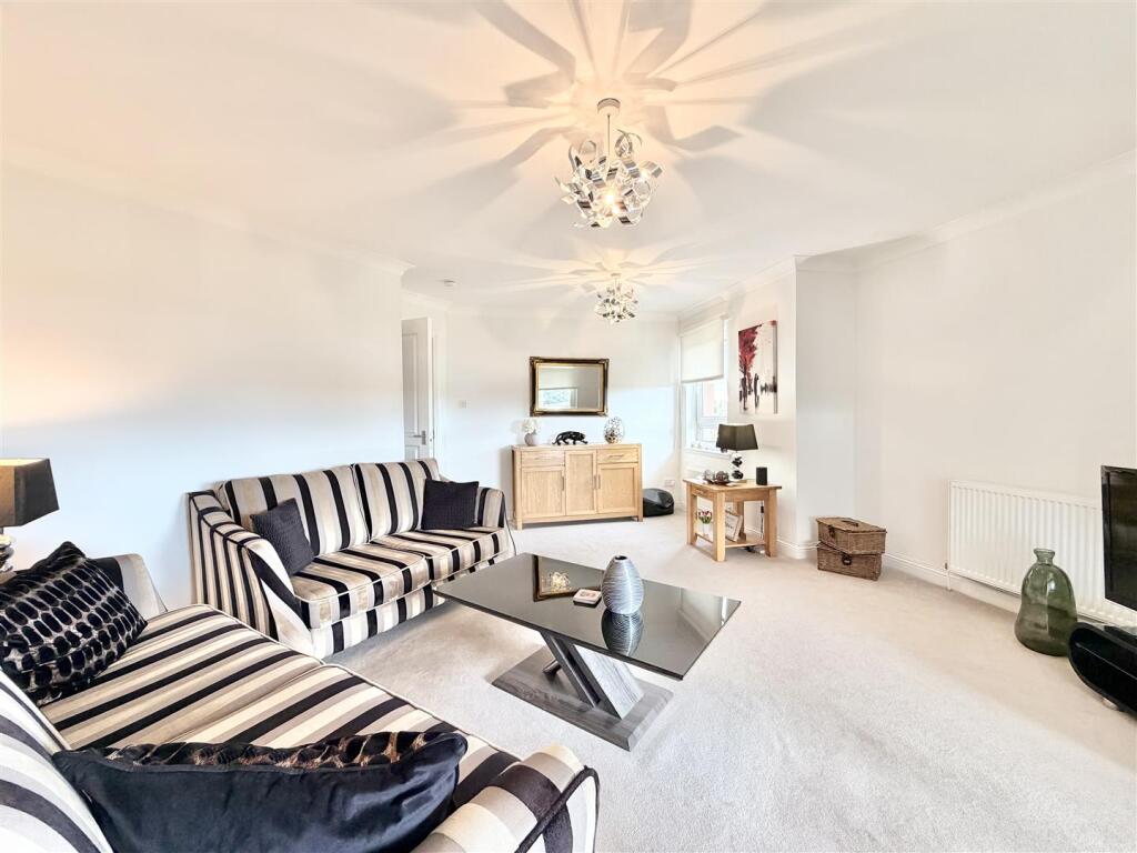 Apartment in Hamilton, Barncluith, Silvertonhill - View 5