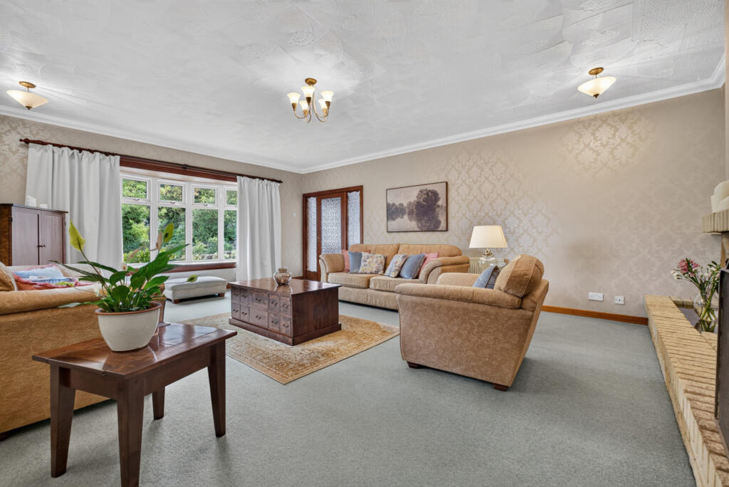 9 Meadowfoot Road, West Kilbride, KA23 9BX photo 4