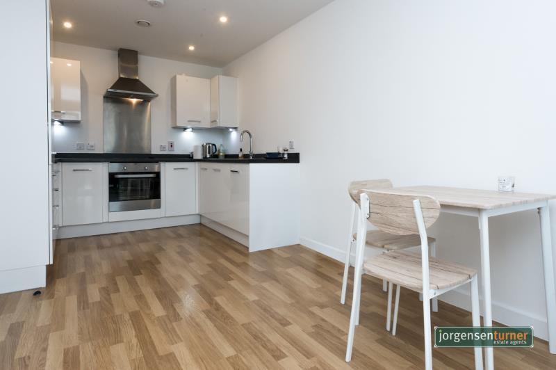 Apartment in London - View 4