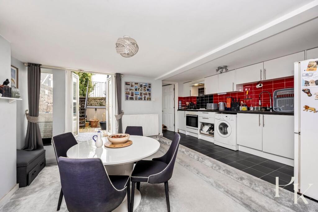 Apartment in Hove, Aldrington - View 3