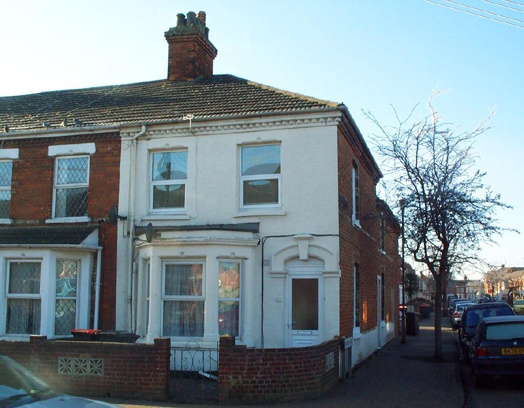 Main image of property: Hurst Grove, Bedford, MK40
