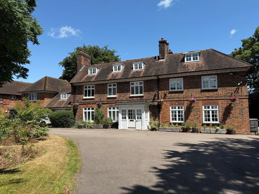 Great North Business Centre, 82 Great North Road, Hatfield, Hertfordshire, AL9 5BL