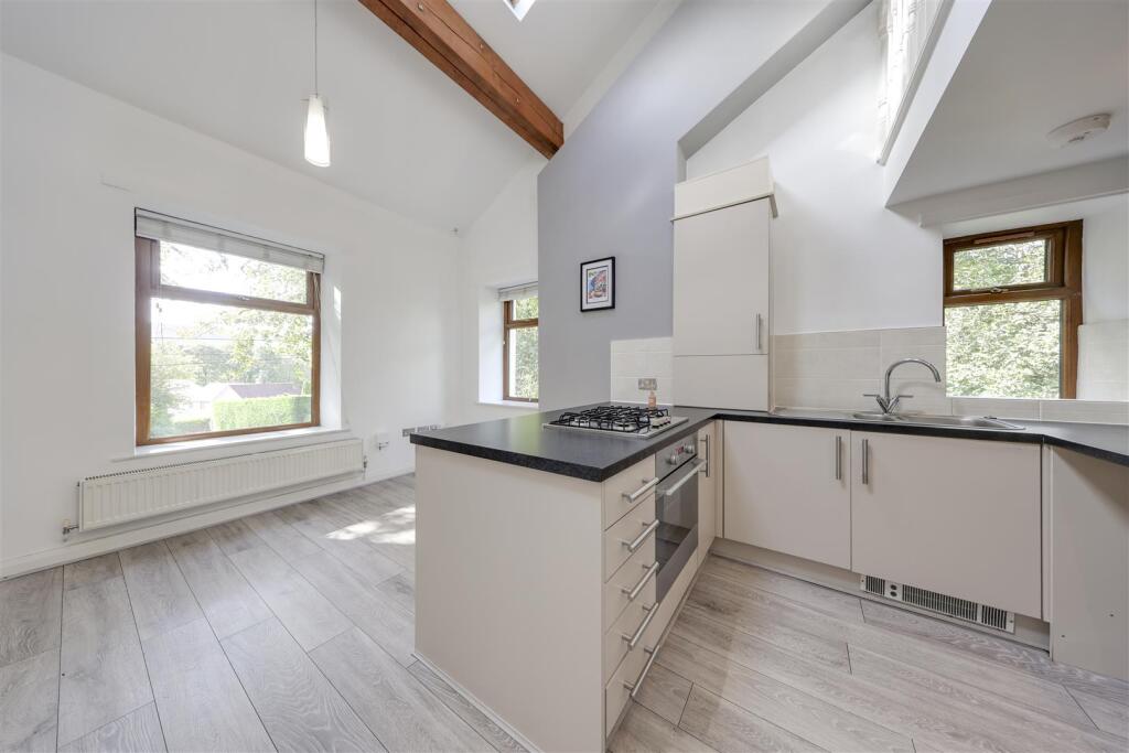 Apartment in Rossendale, Hareholme - View 4