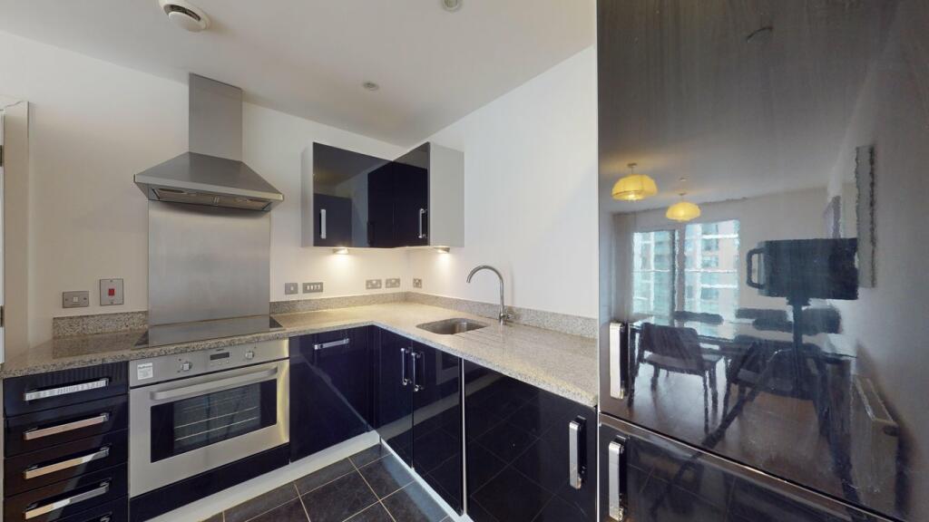 25 Barge Walk, Greenwich, London, SE10 photo 2