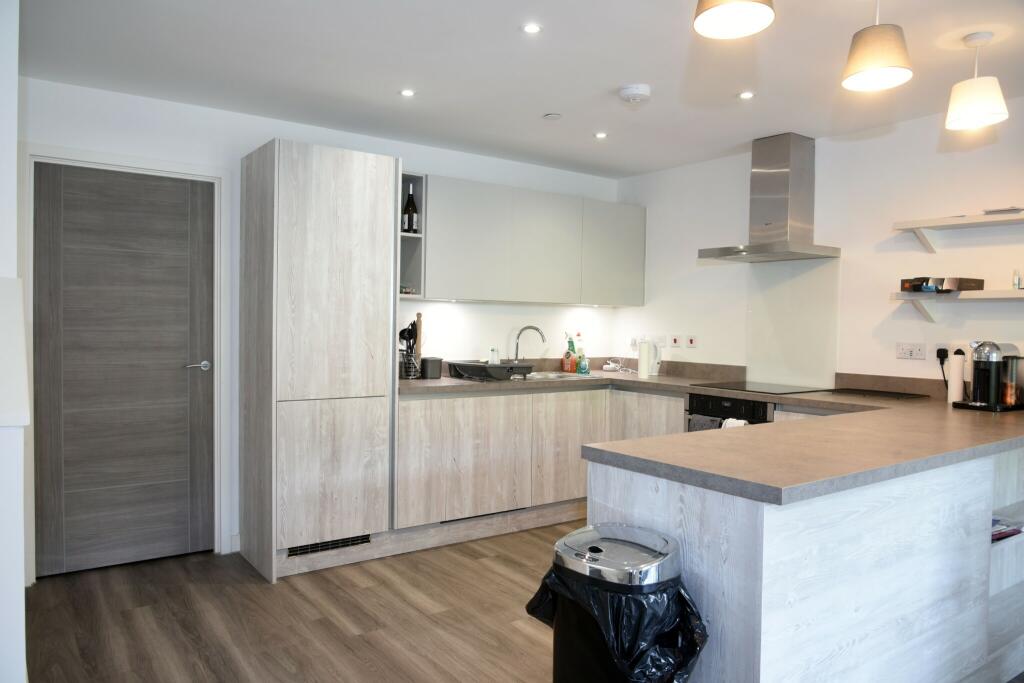 Main image of property: 6 The Millpond, Rooksmoor Mills, Stroud, Gloucestershire, GL5 5BQ