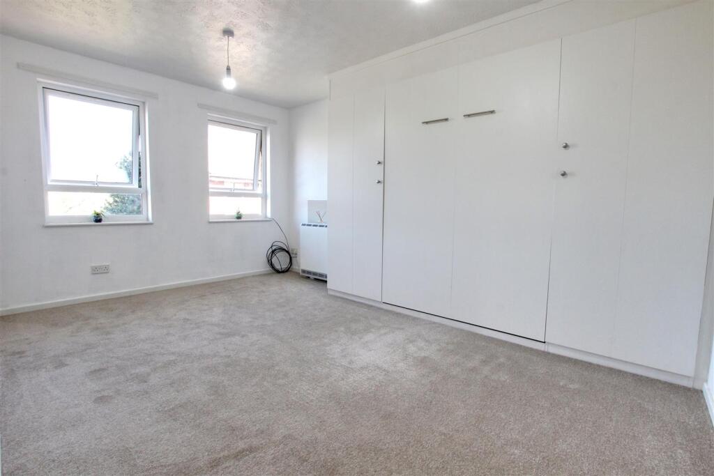 Mallard Close, Copandale Road, Beverley photo 2