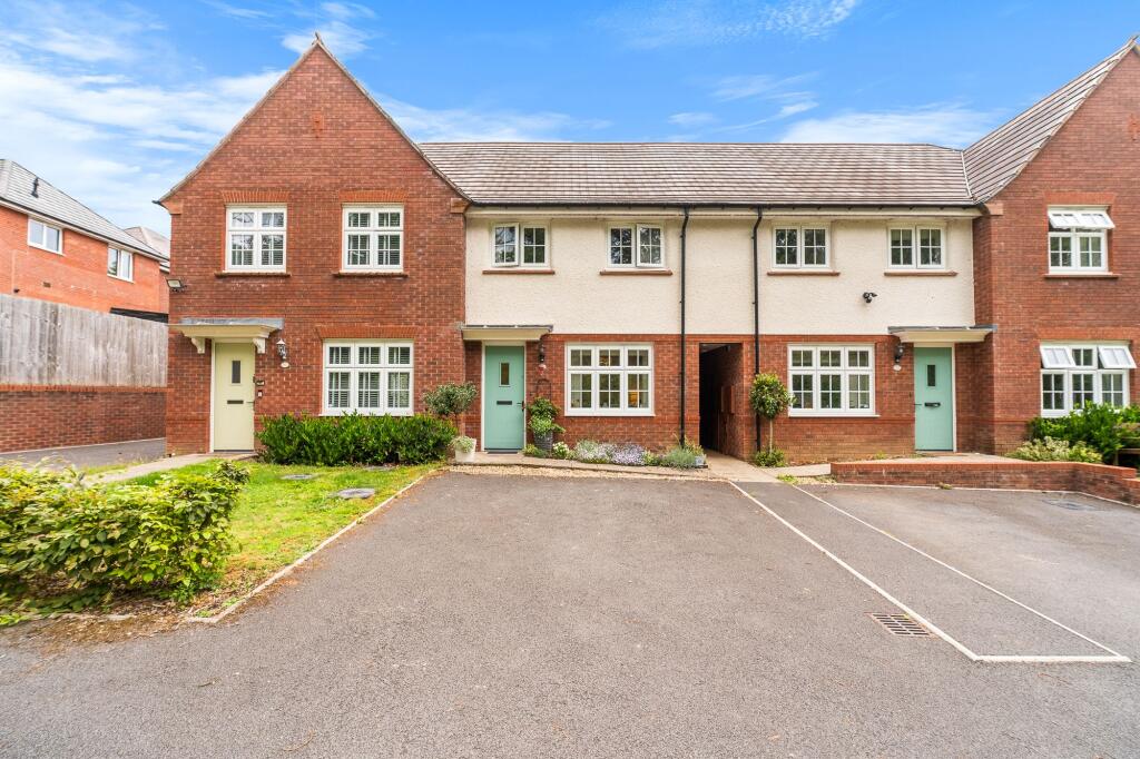 Pentrebane Drive, Cardiff, CF5 photo 2