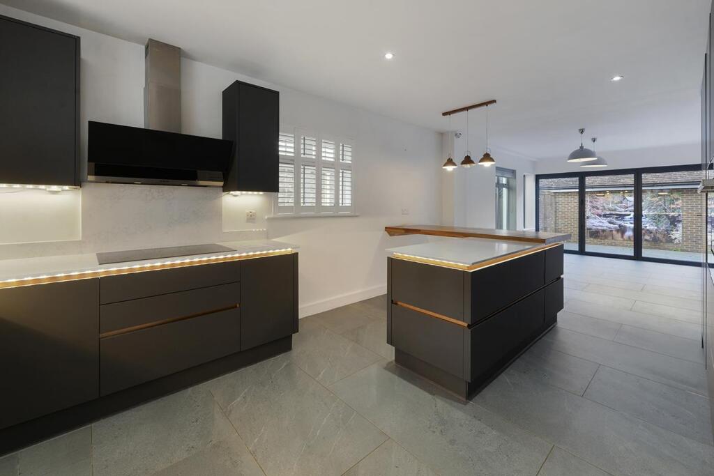 House in Tonbridge and Malling, Kings Hill - View 3
