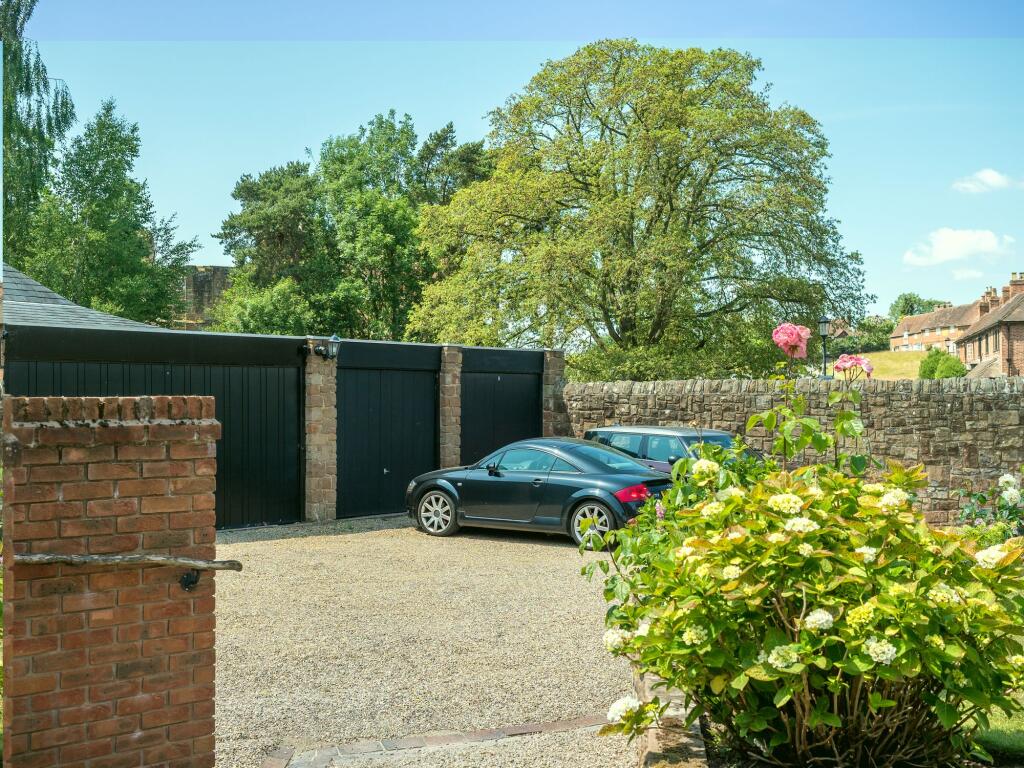 House in Coventry - View 4