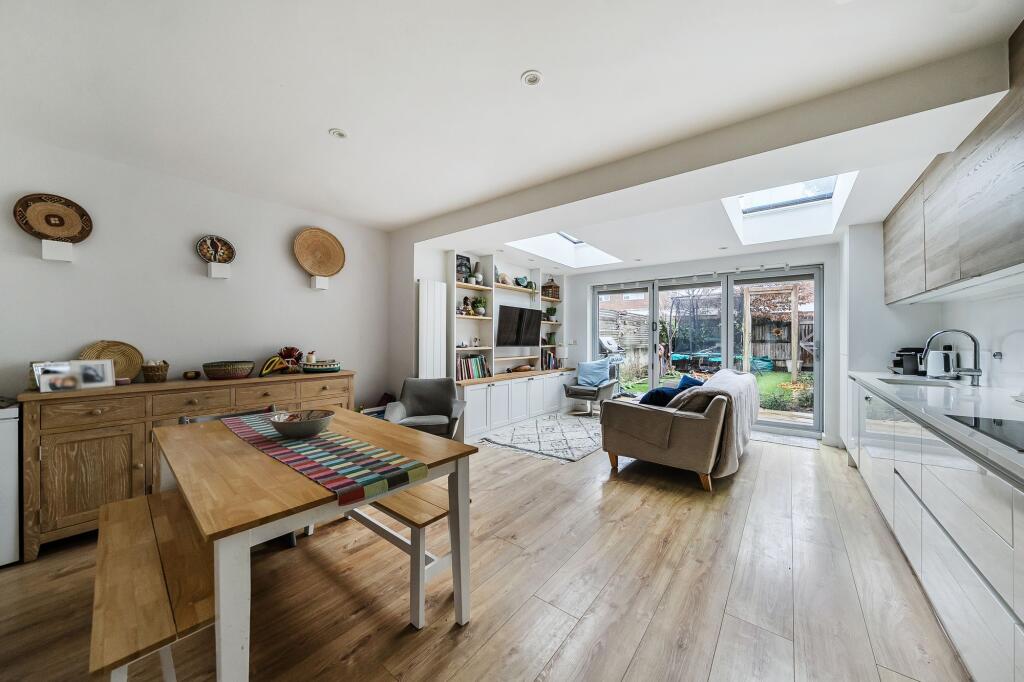 4-bed terraced on Perryfield Way, Richmond, TW10, £830,000