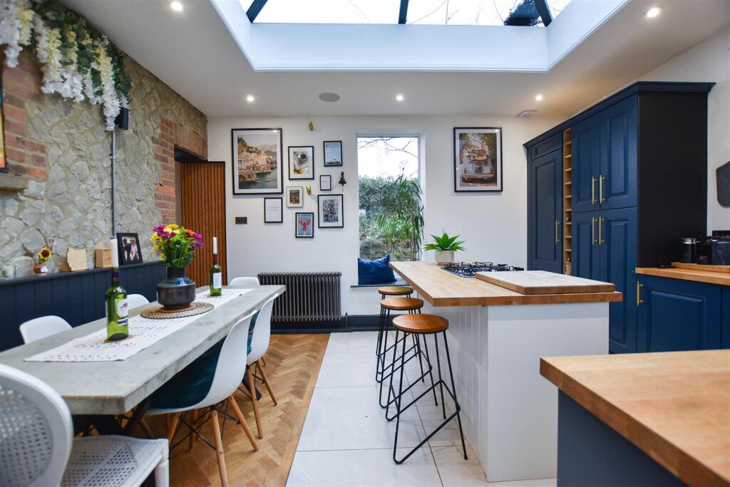 House in Wateringbury, Nettlestead Place, Nettlestead - View 4