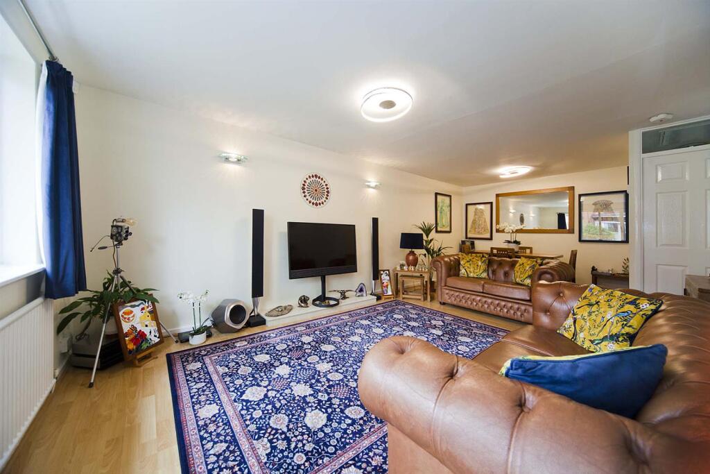 House in Stockton-on-Tees - View 4