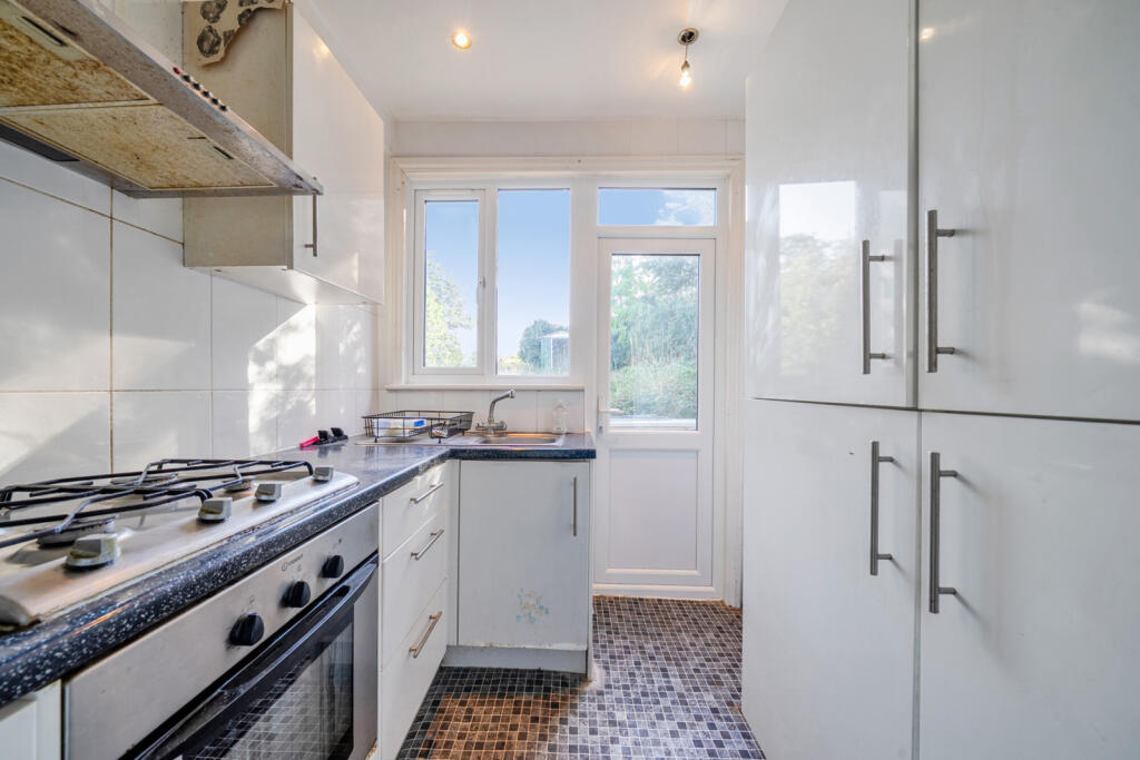 House in London - View 3