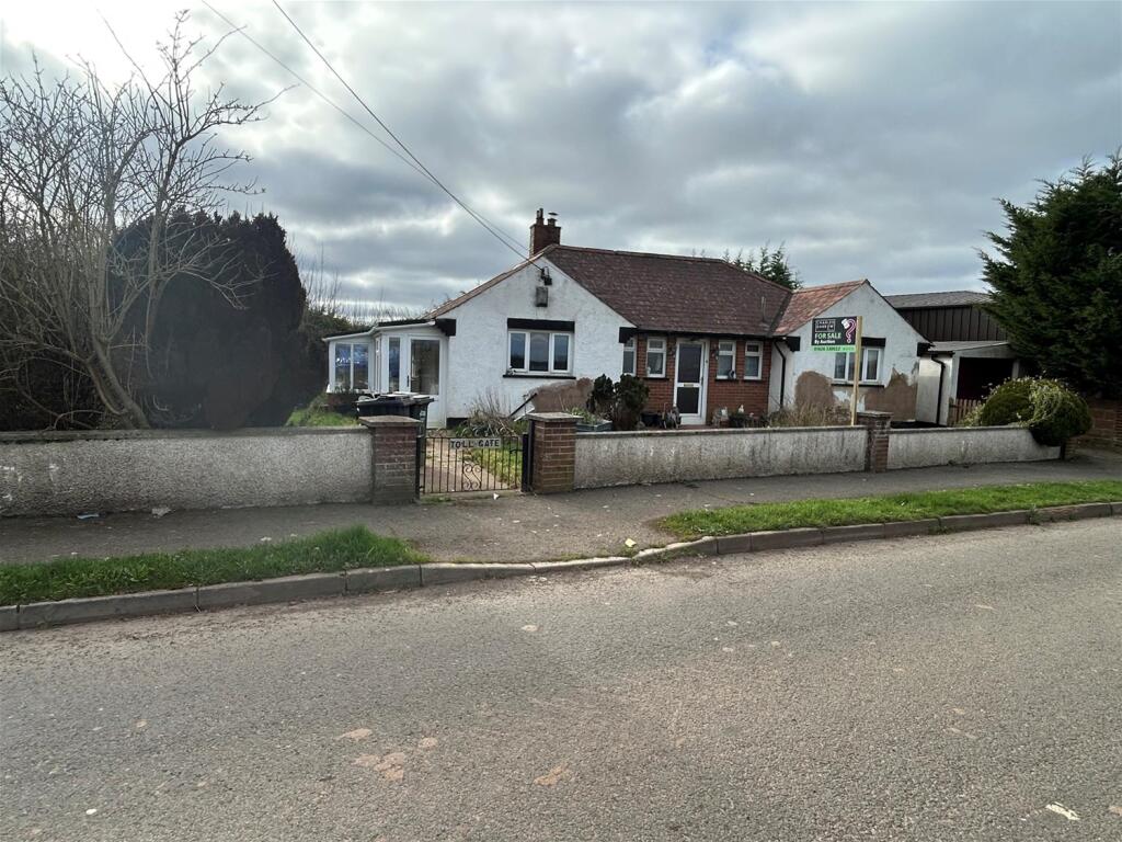 Main image of property: Auction Lot: 3-bedroom detached bunaglow in need of modernisation, Witheridge, Devon