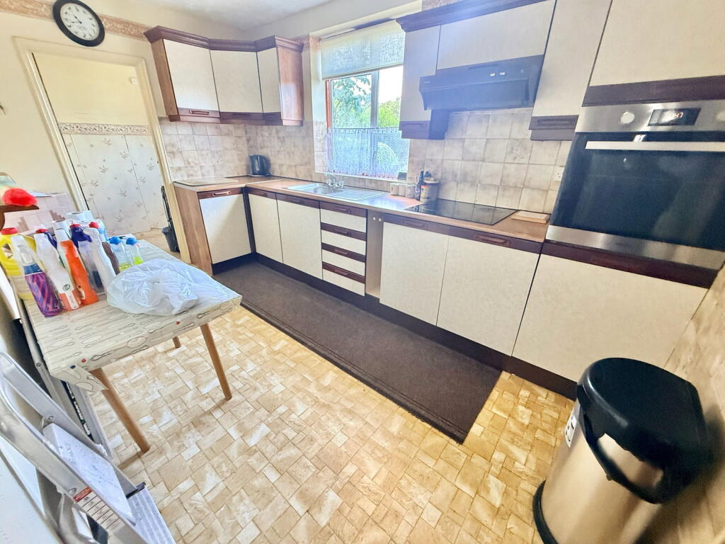 House in Dudley - View 4