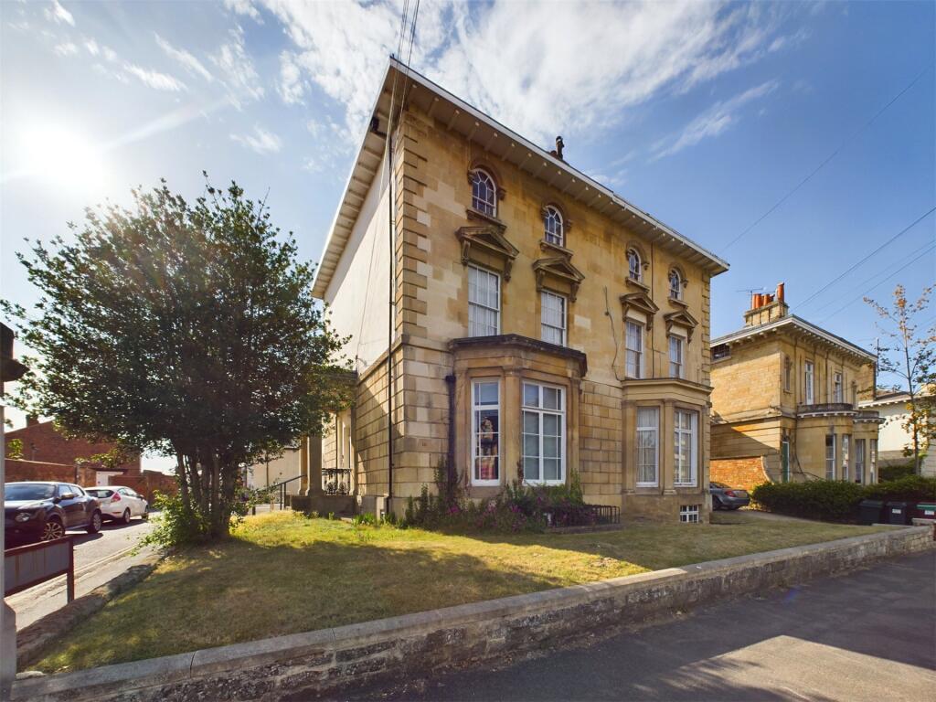 Main image of property: Eldon Road, Reading, Berkshire, RG1