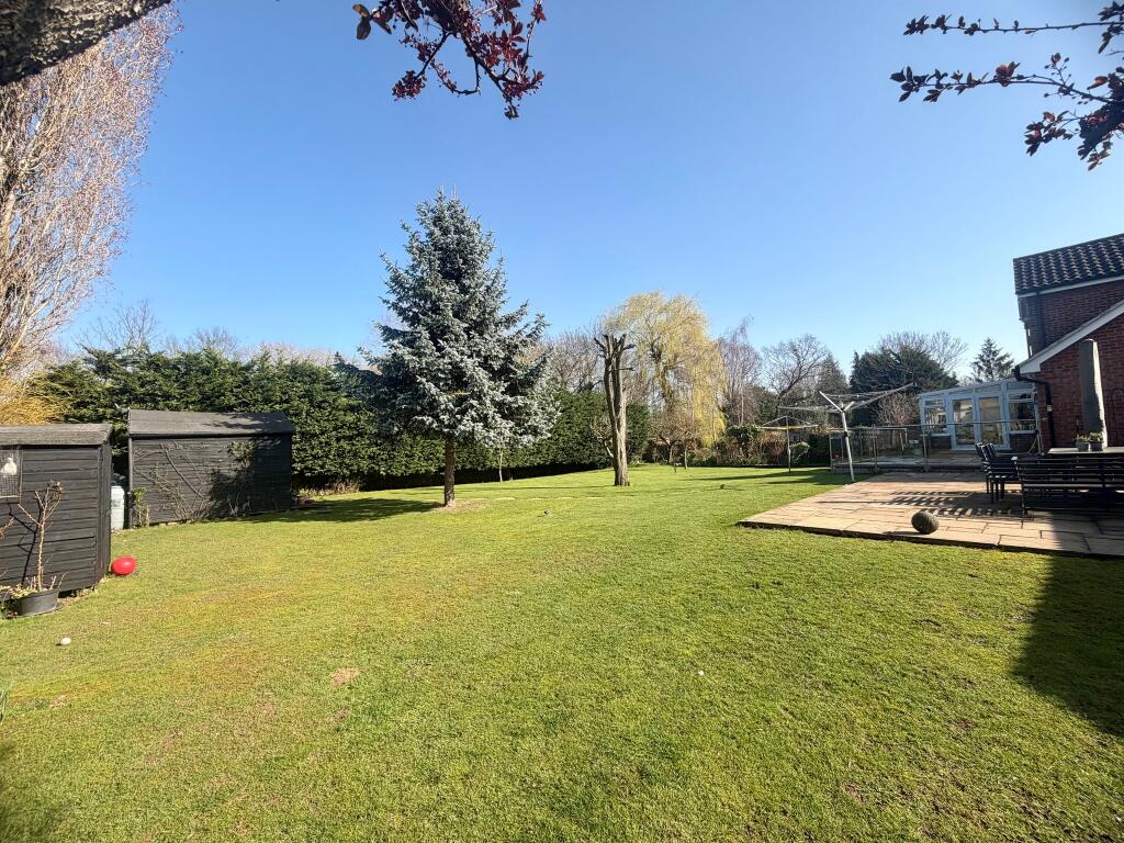 Spalding Way, Great Baddow, Chelmsford - View 2