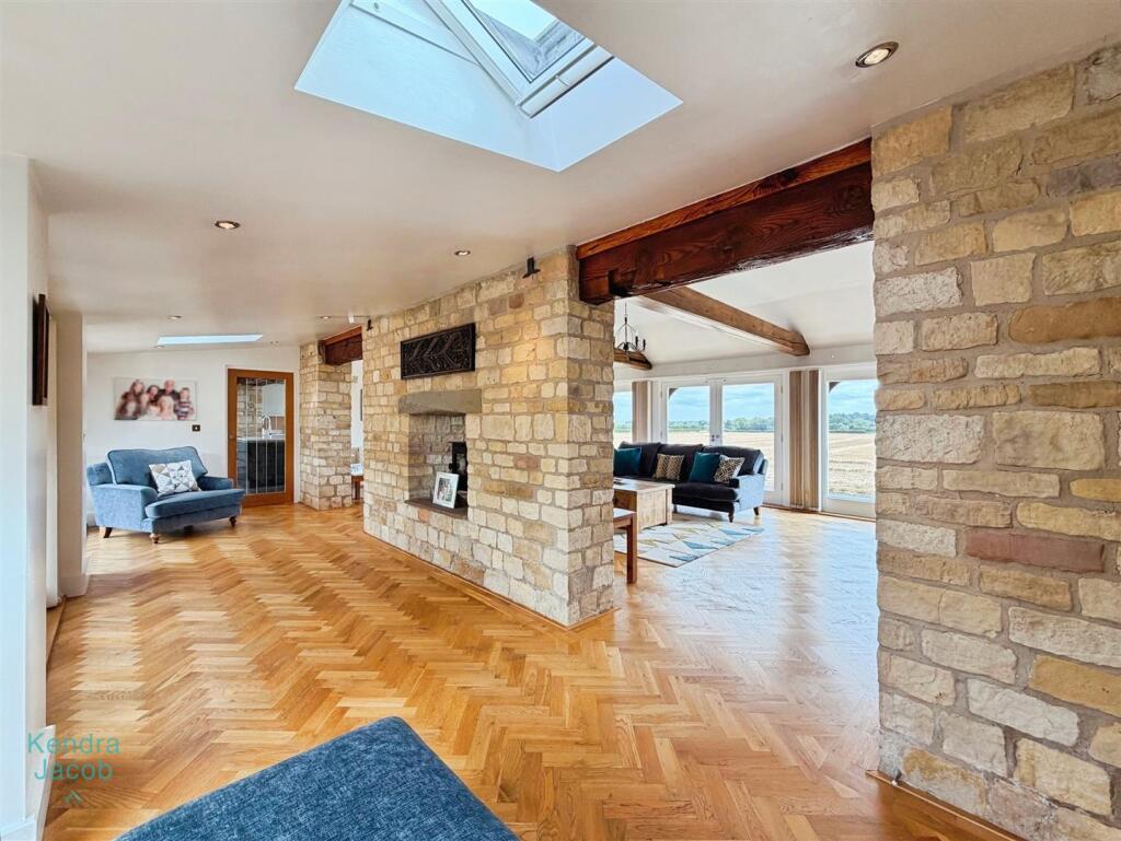 House in Sheffield - View 4