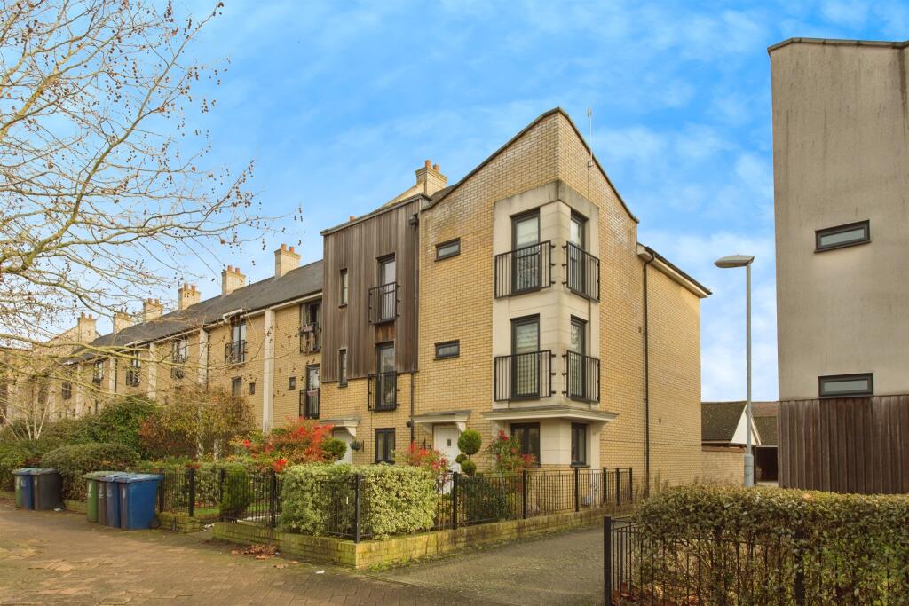 Main image of property: Circus Drive, Cambridge