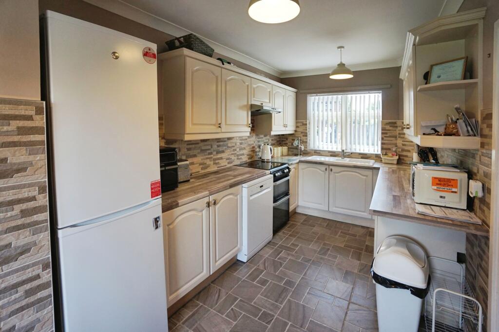 House in South Staffordshire, Featherstone - View 5