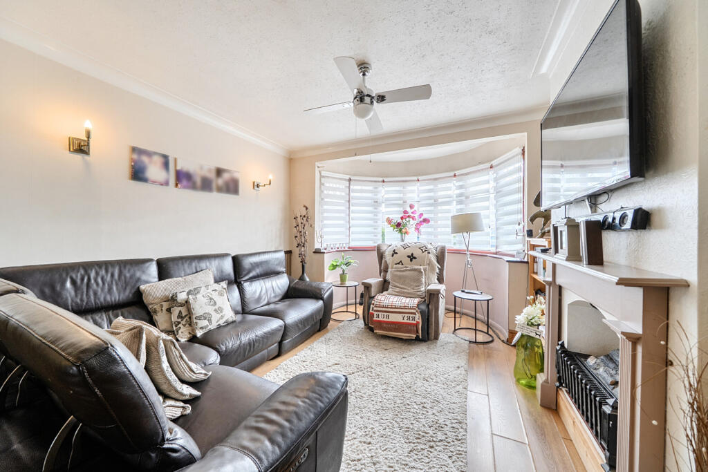 House in London - View 3