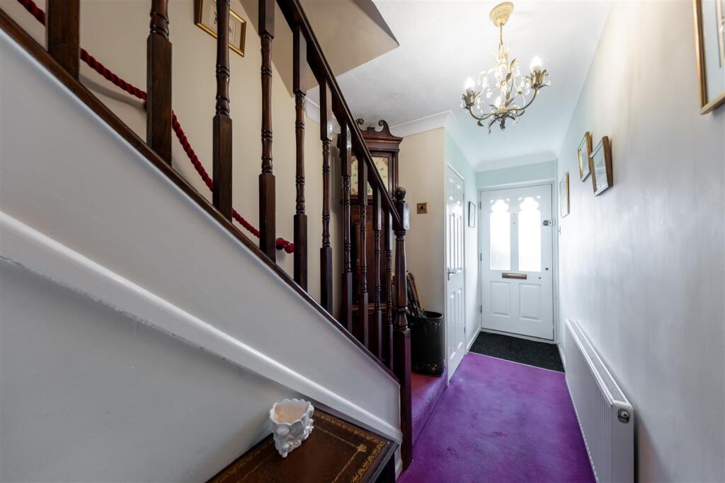 Woodlands Way, Tarporley photo 3