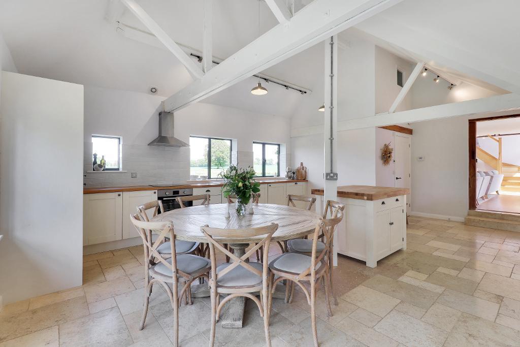 House in Tonbridge - View 3