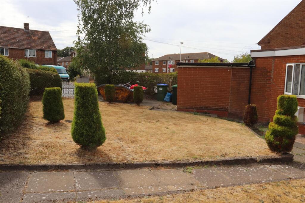 House in Sandwell, West Midlands - View 3