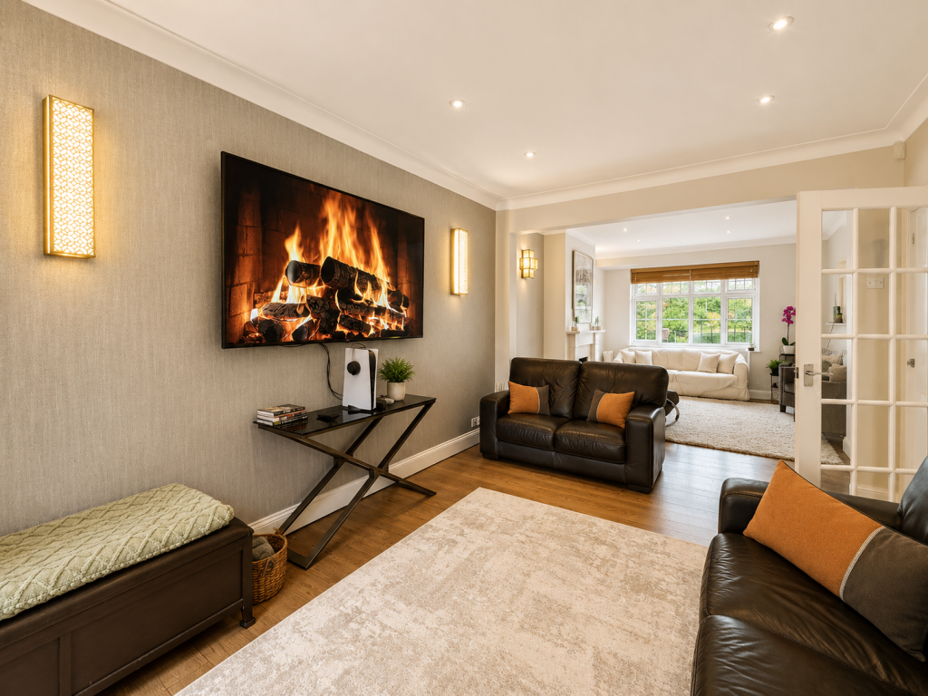 House in Twickenham - View 3